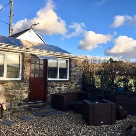 Daffodil House , West Wales لياندوفيري المظهر الخارجي الصورة